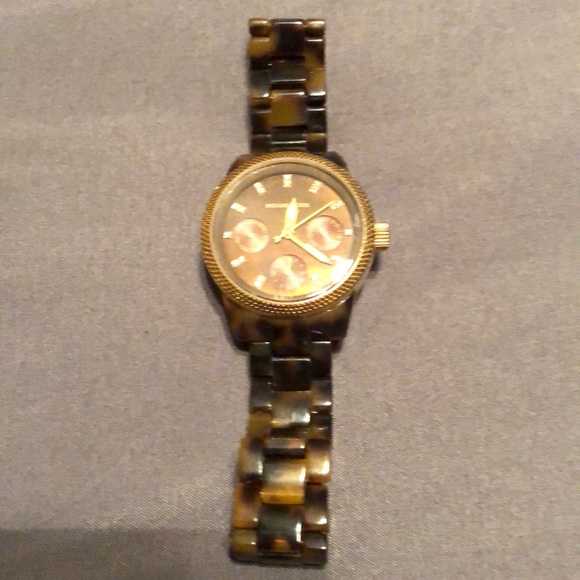 Michael Kors Watch - Picture 2 of 2